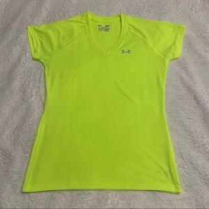 🌸 3/$15 Under Armour Women’s HeatGear V-Neck Yellow Short Sleeve Tee Size S